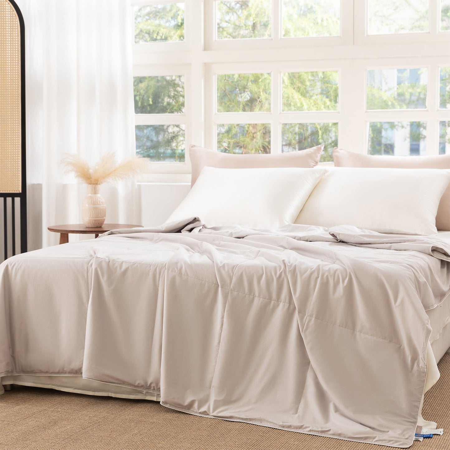 Summer Washable Silk Filled Comforter