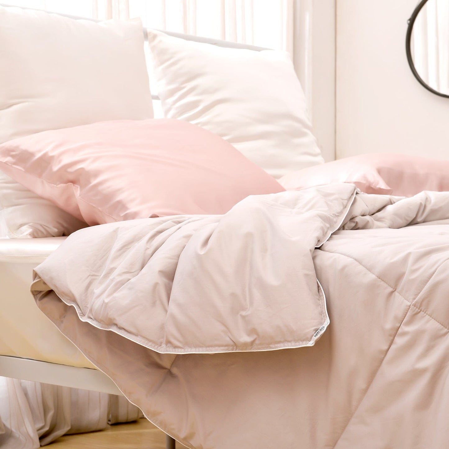 Winter Washable Silk Comforter